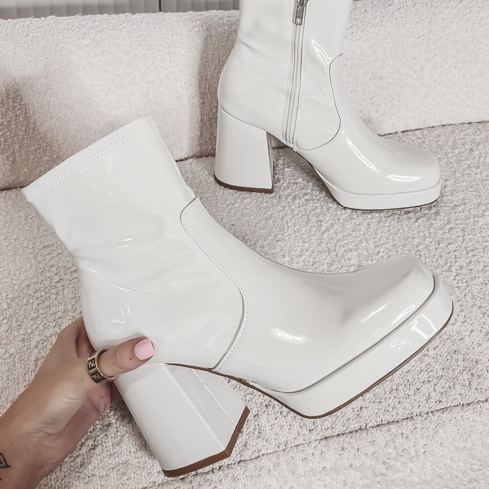 AMAZING LACE Steve Madden Ever Bone Patent Leather Boot